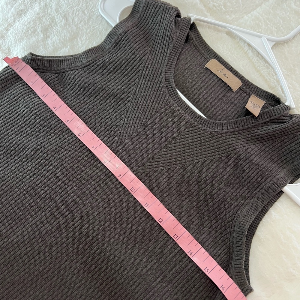 i.e. ribbed knit sweater cardigan with top size M - Picture 5 of 9